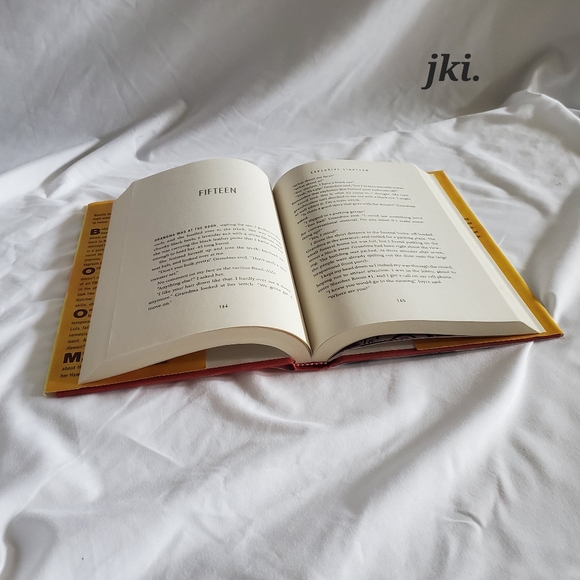 Explosive Eighteen by: Janet Evanovich - Picture 6 of 10